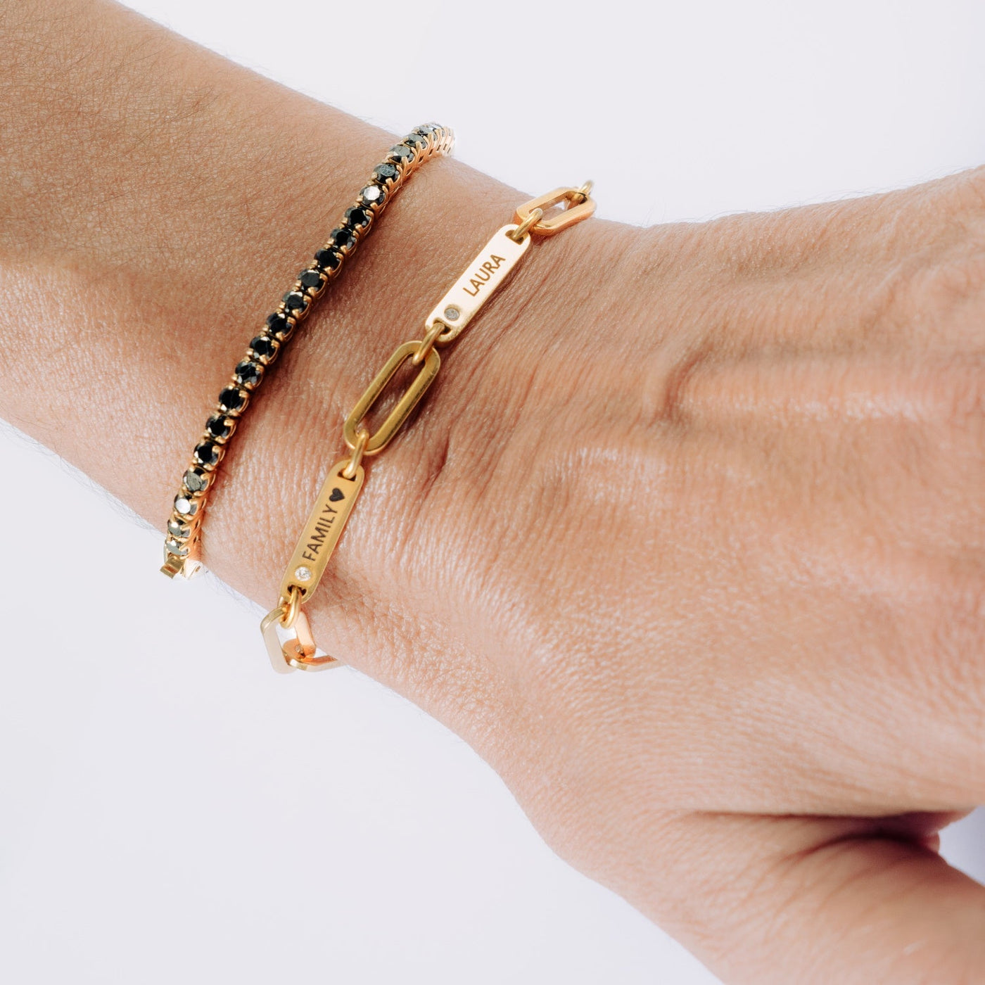 سوار بييترا للتنس