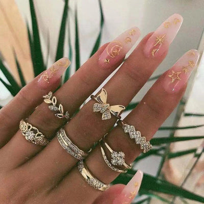 Unique package containing 8 to 12 rings