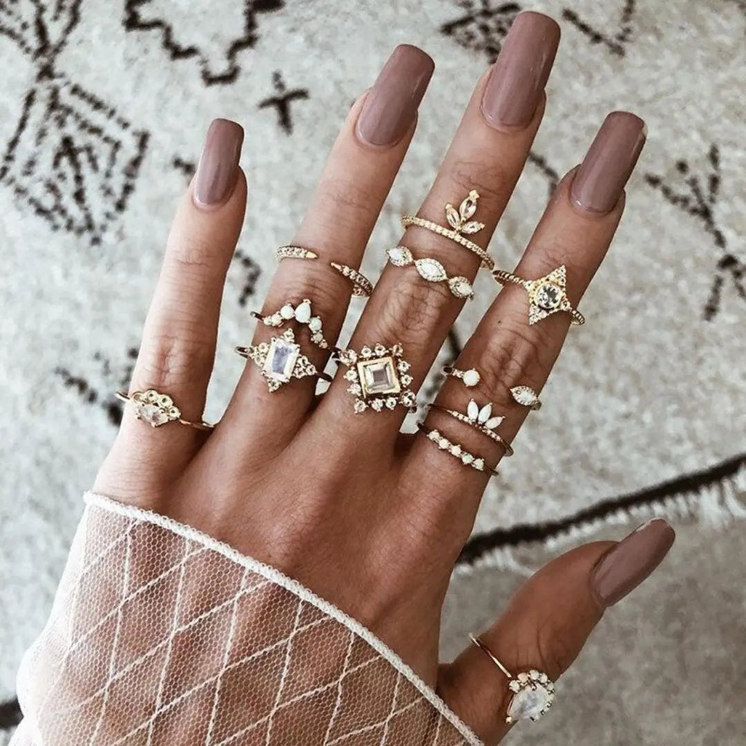 Unique package containing 8 to 12 rings