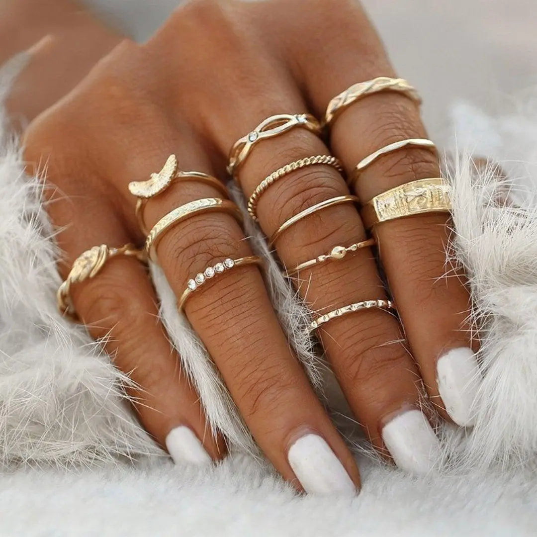 Unique package containing 8 to 12 rings