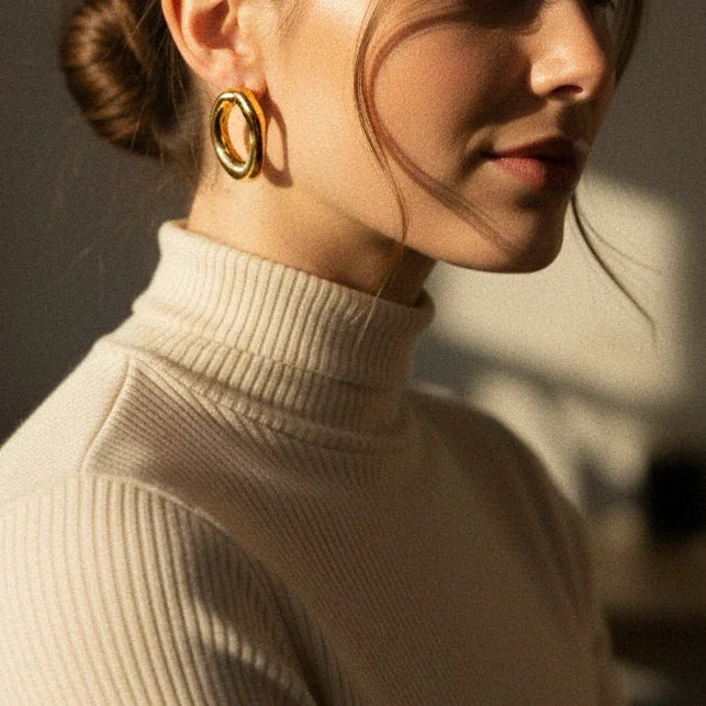 أقراط راكيل المفتوحة على شكل بيضاوي