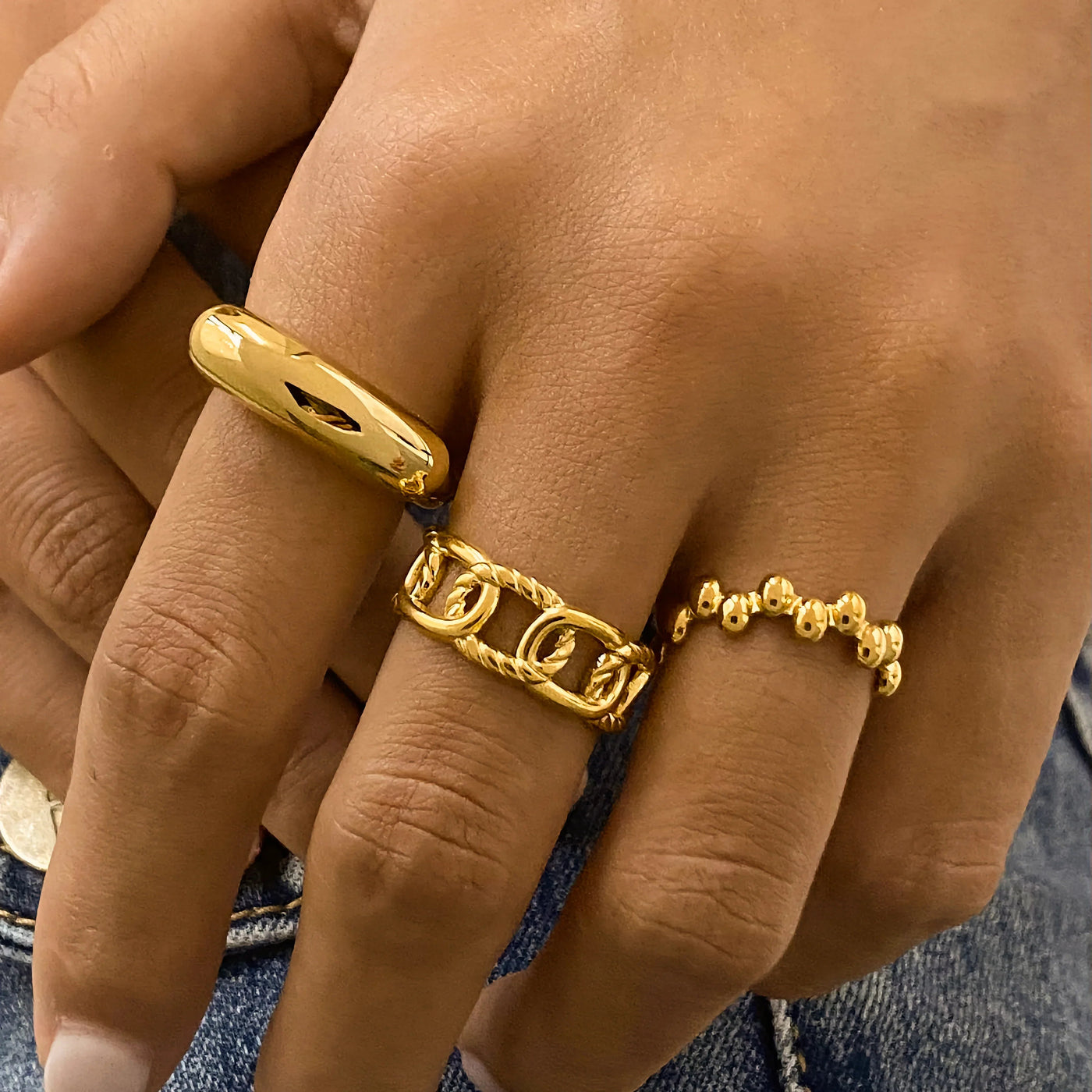 خاتم إيميلين الذهبي