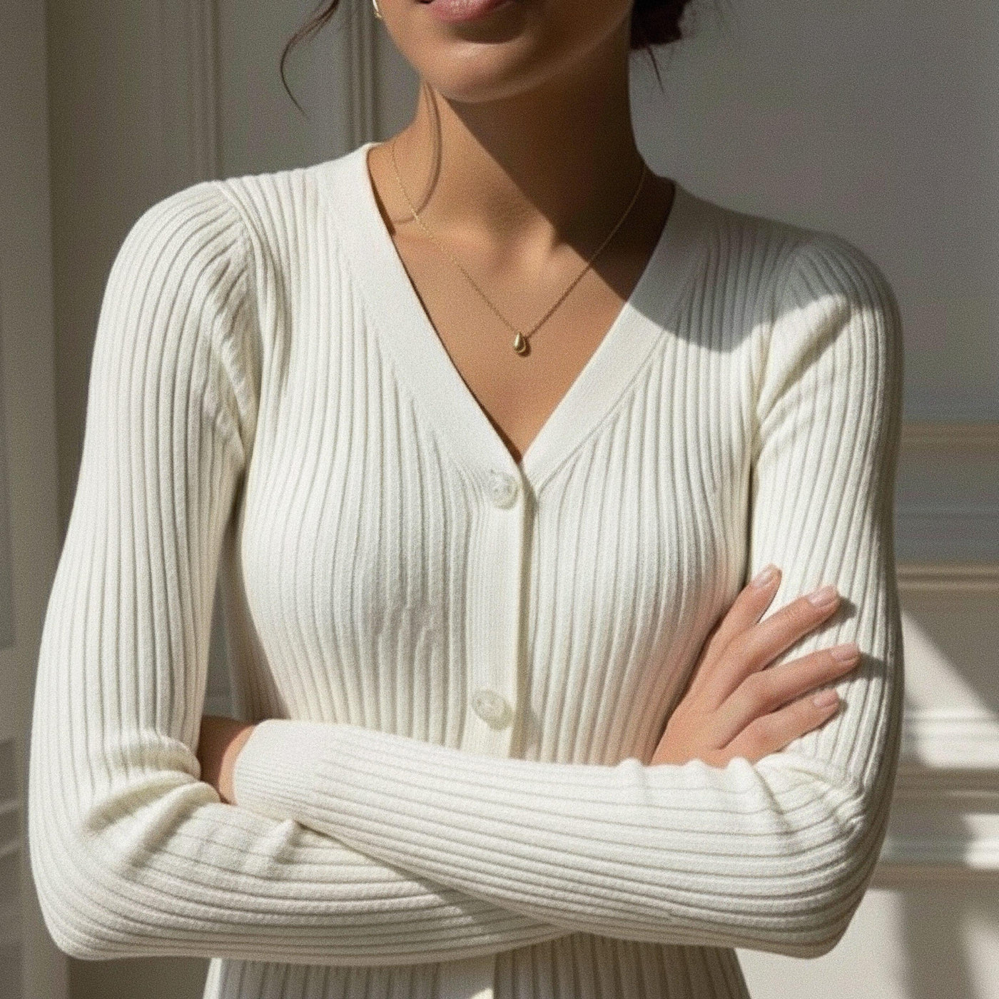 قلادة مارسيلاين الذهبية على شكل قطرة