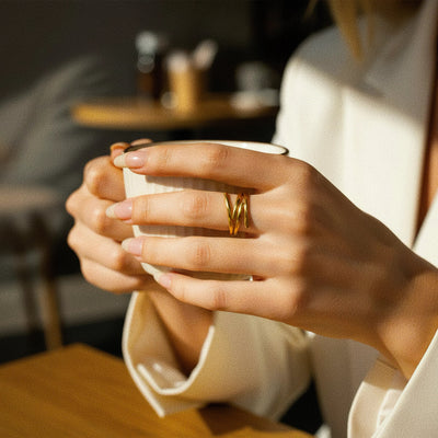 خاتم شاي المعاصر من الذهب