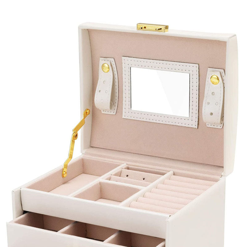 Milana's jewelry box 
