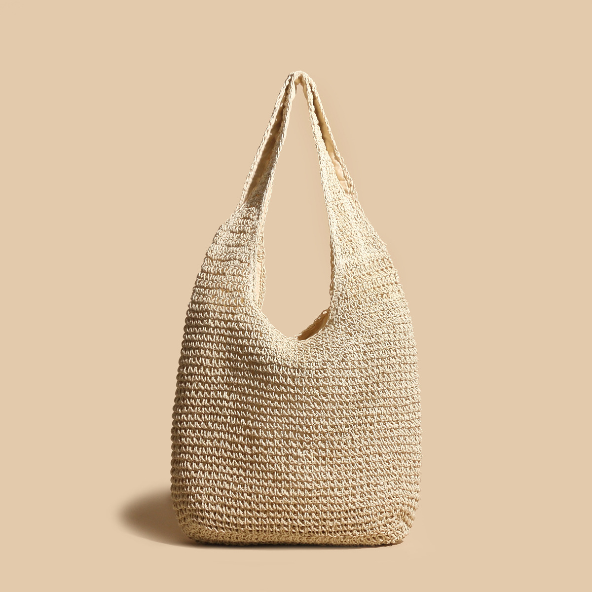 Valeria - Shoulder bag made of woven rattan straw 