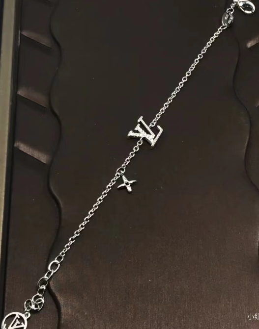 حصري | سوار ميزميرا