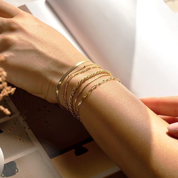 Isabella Vernetta Bracelet Collection | Gold