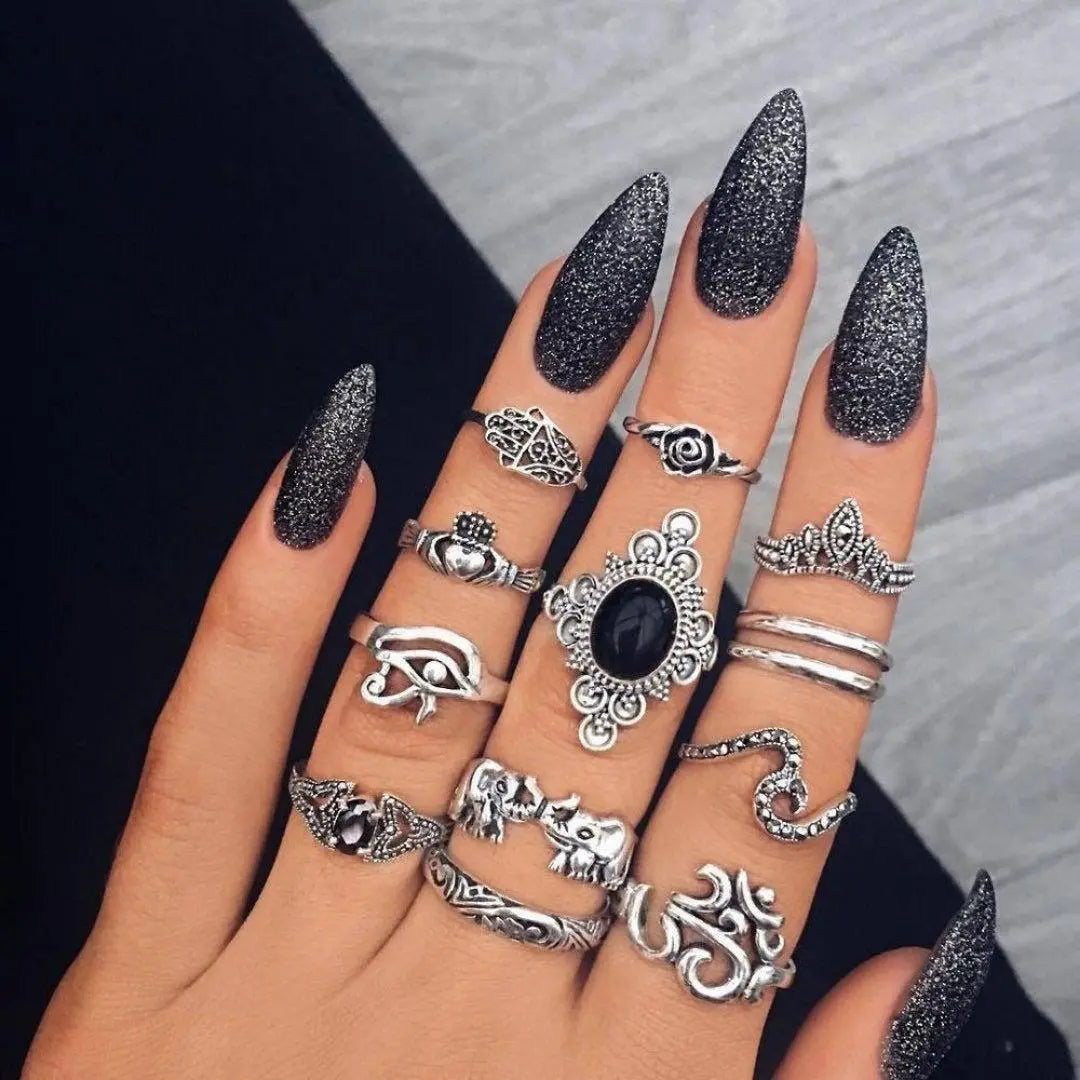 Unique package containing 8 to 12 rings