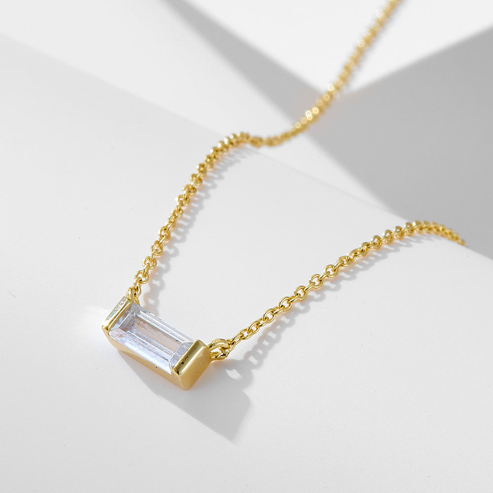 قلادة مع تعليقة حجر الميلاد بتصميم بسيط – مولينز