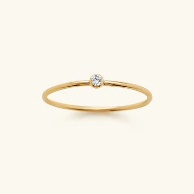 خاتم أميليا من الأحجار الكريمة