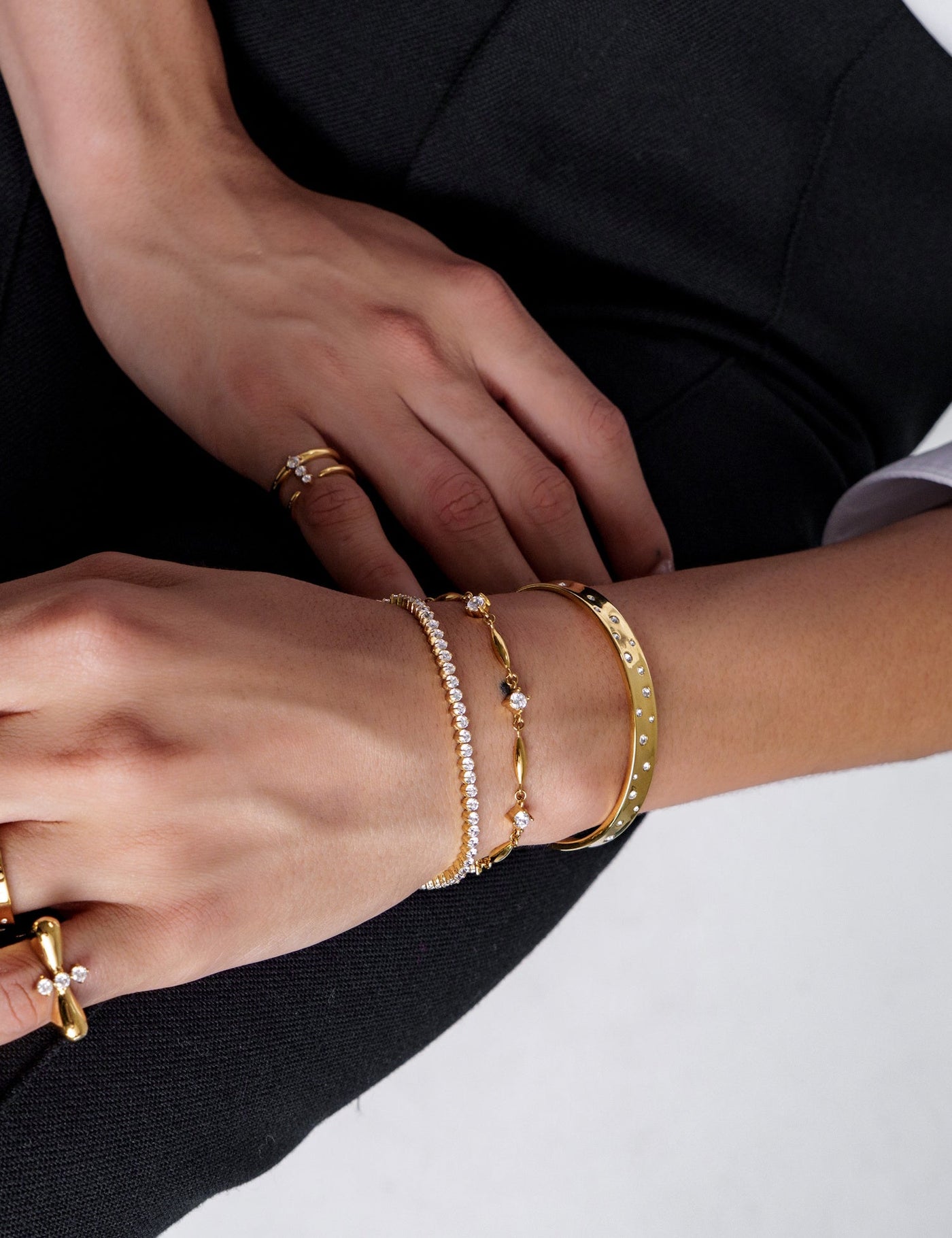 سوار مونيكا