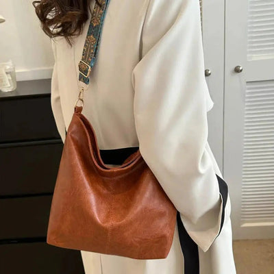 Alexis - Vintage Leather Bucket Bag for Everyday Use