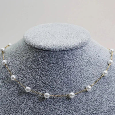 gold pearl necklace