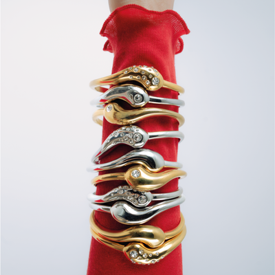 سوار كريستالي متدلي