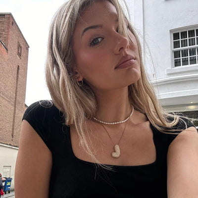 قلادة ماسية بحرف البداية