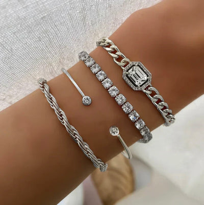 Domitia Calvina Bracelet Collection | Gold