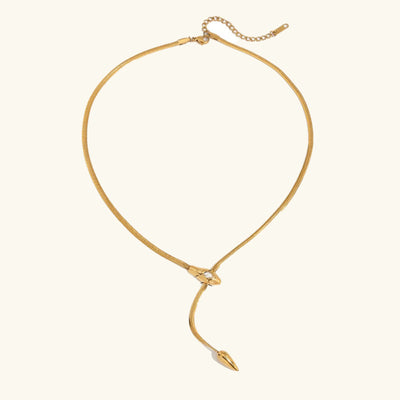 قلادة زاريلي الذهبية بشكل ثعبان