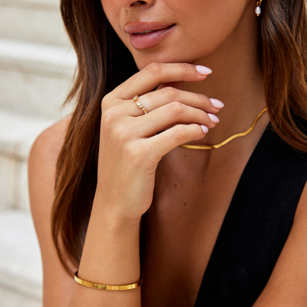 Frieden - Crystal Gold Wine Ring
