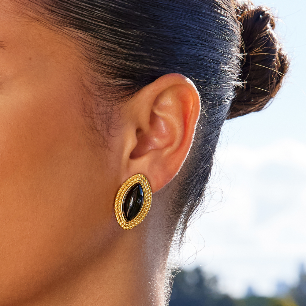 Madison Schwarz gold earrings