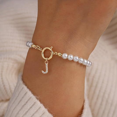 Auden Letter Klee Bracelet | Gold
