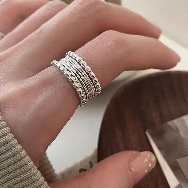 Elegant and simple silver ring - modest beauty