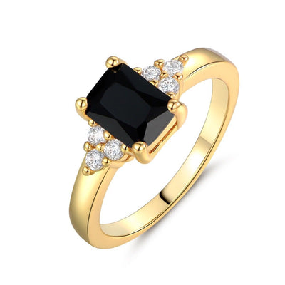 Black Spinel Baguette Ring | Gold 