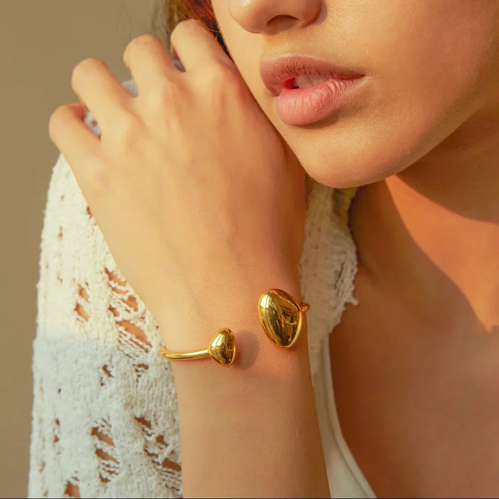 سوار مالوري الذهبي البسيط