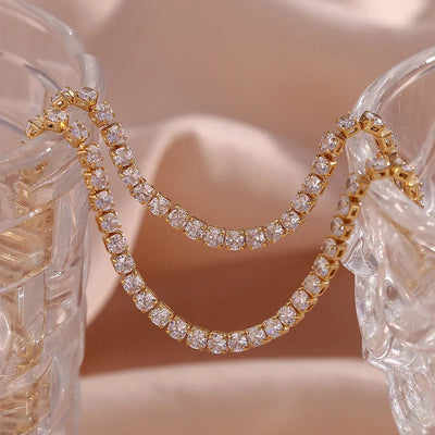 عقد إيزولد الماسي