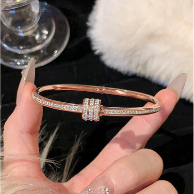 Viana Lushant Bracelet | Gold