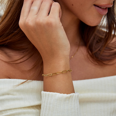 gold bracelet