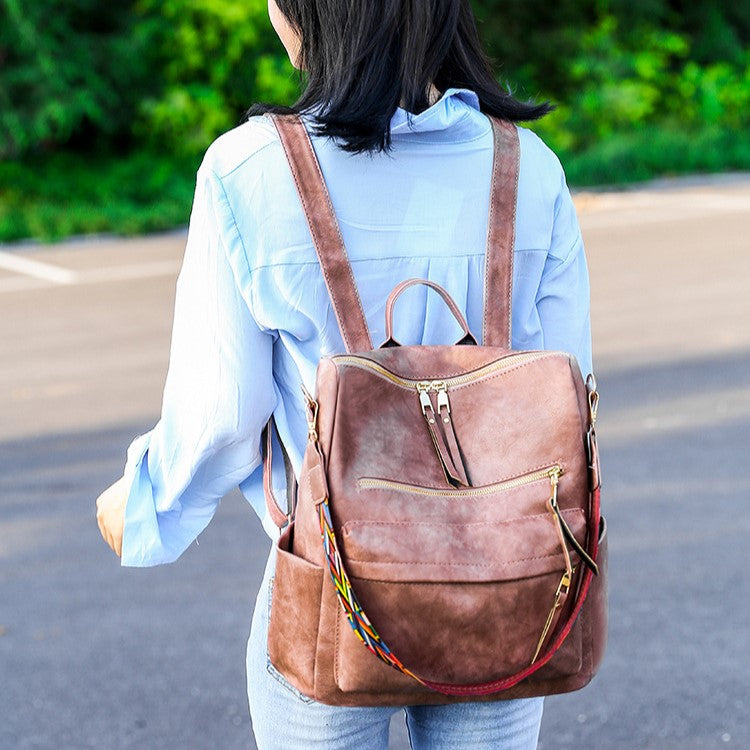 Joy - Versatile and stylish backpack 