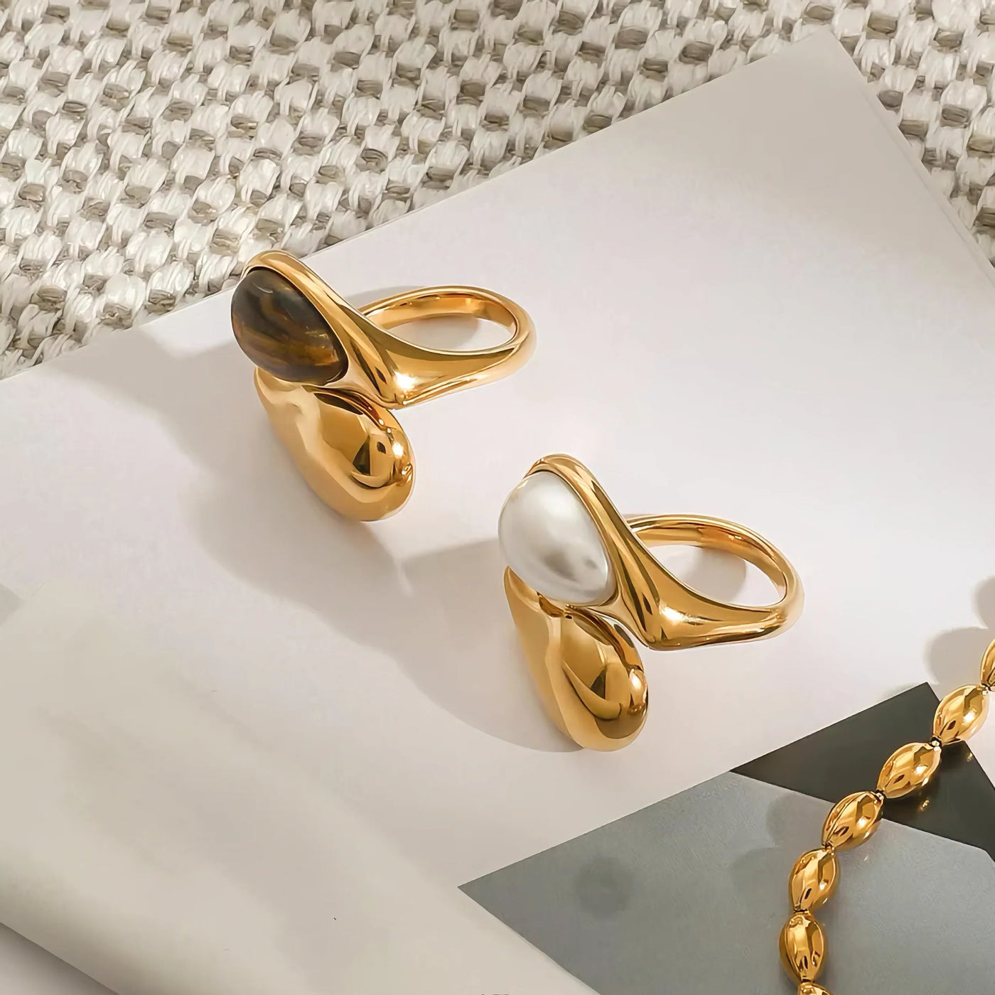 خاتم ميرا من اللؤلؤ الكهرماني