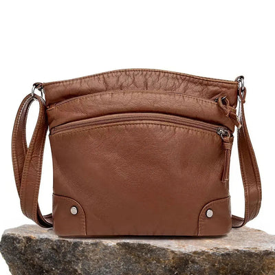 Isla - Large and practical leather shoulder bag