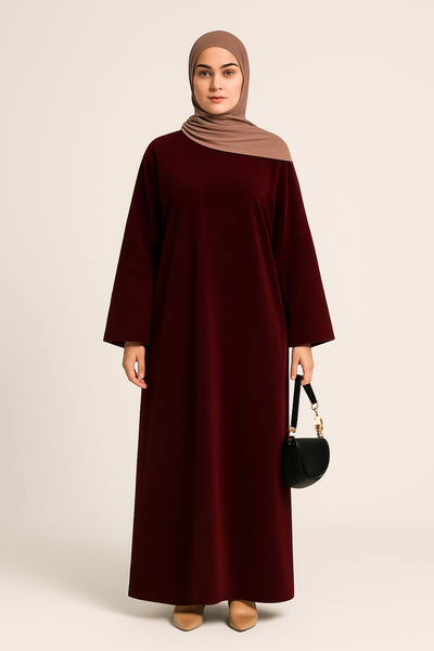 عباءة أساسية فاخرة – تصميم بسيط وأنيق