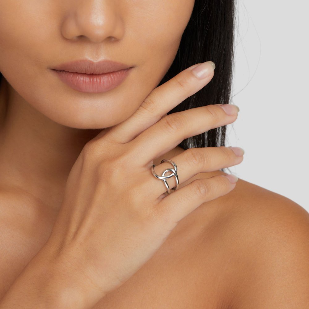 Astrid's silver ring