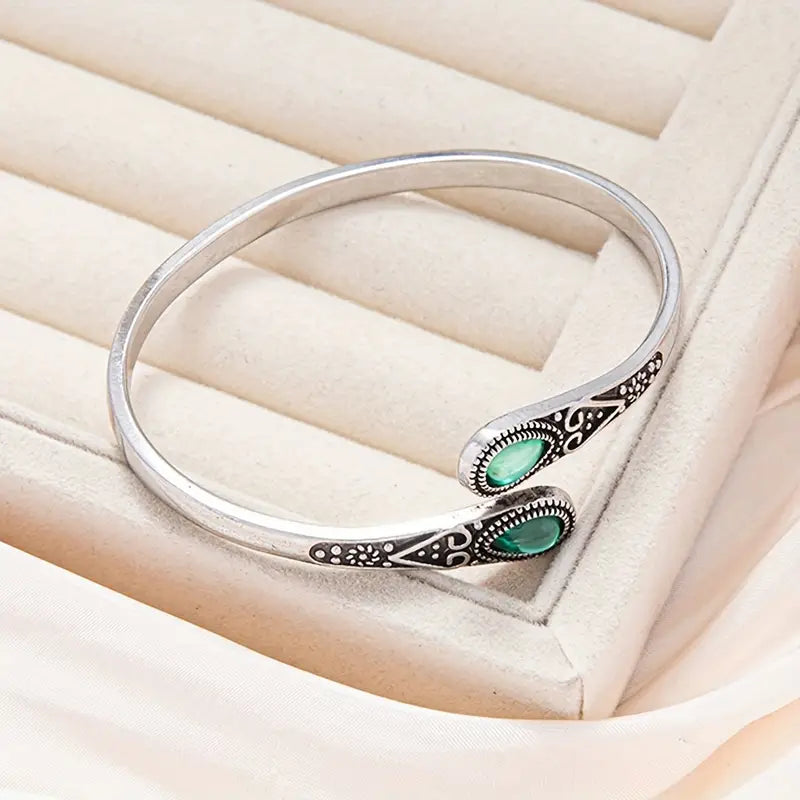 Esmeralda Devereaux Bracelet | White Gold