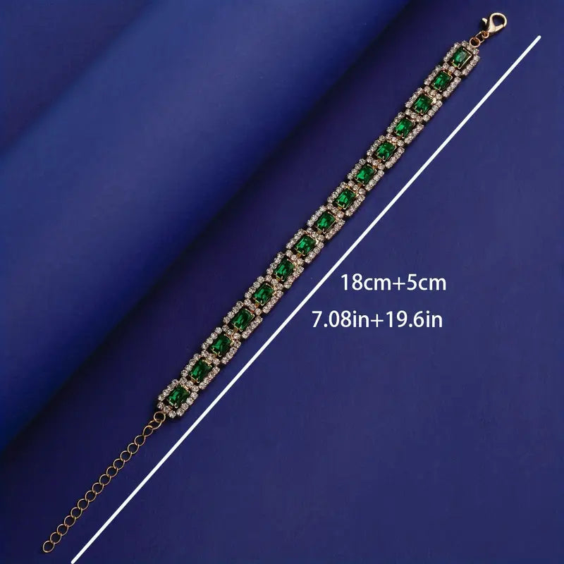 سوار باللون الأخضر الجاد والذهبي