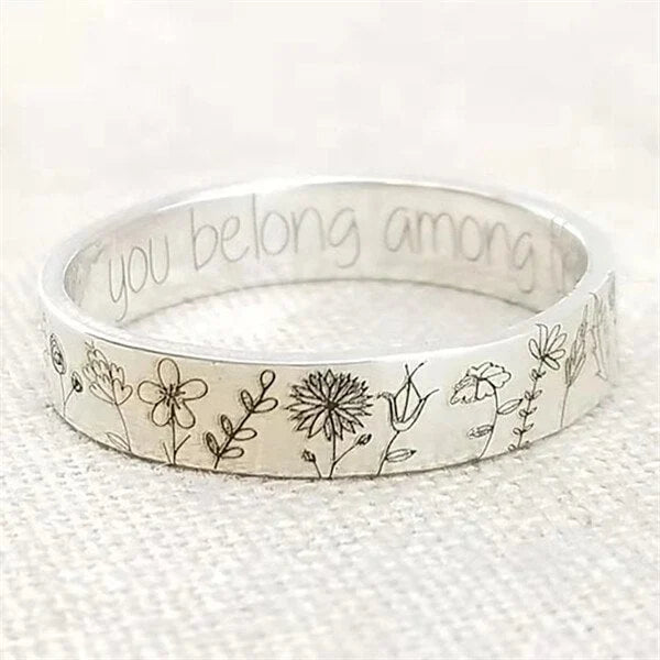 simple silver ring 
