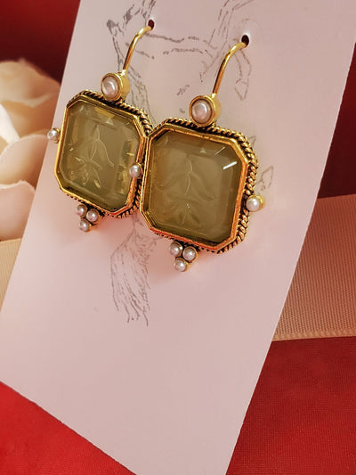 Emery - Timeless Elegance Earrings 