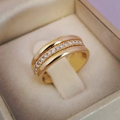 Tayla - A Ring in Elegant Style 