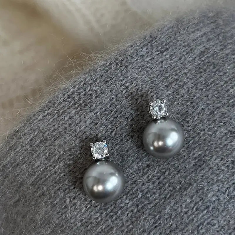 Elegant black zirconia earrings