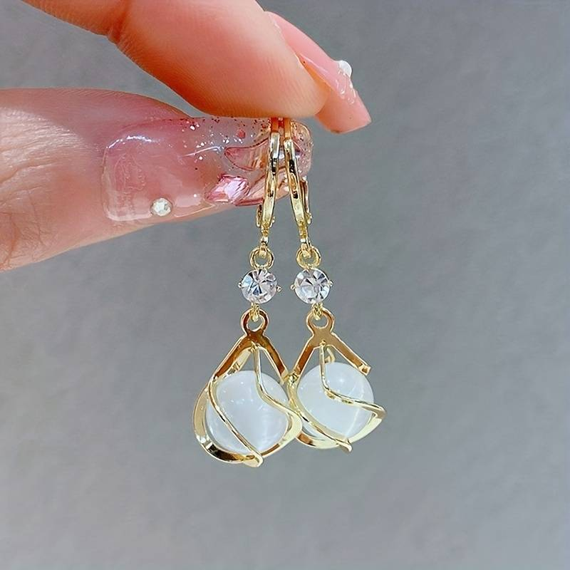 Ethel - Elegant Pearl Earrings 