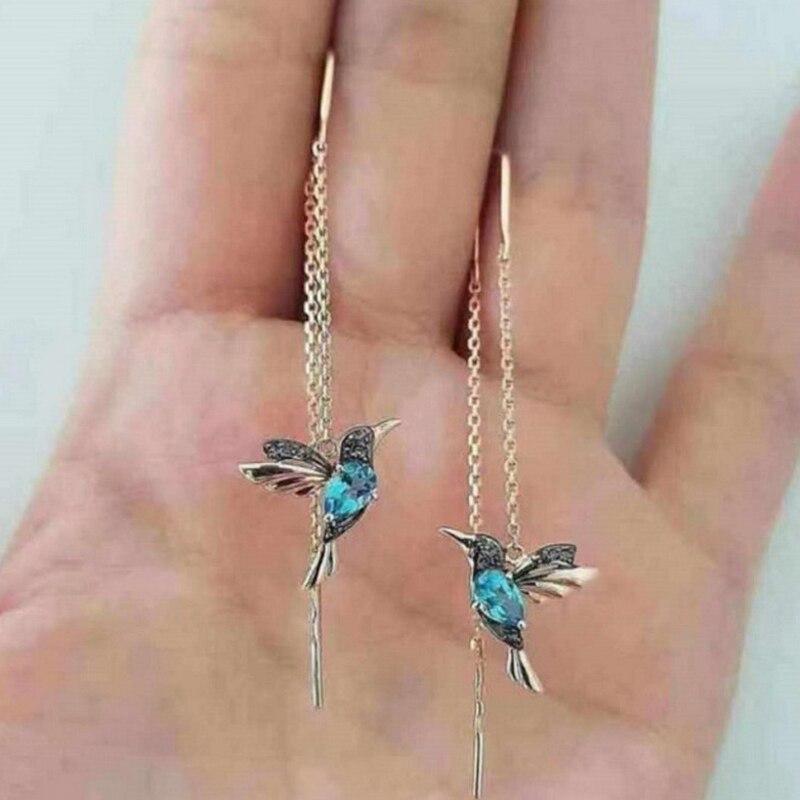 Sharin - Elegant Hummingbird Earrings 