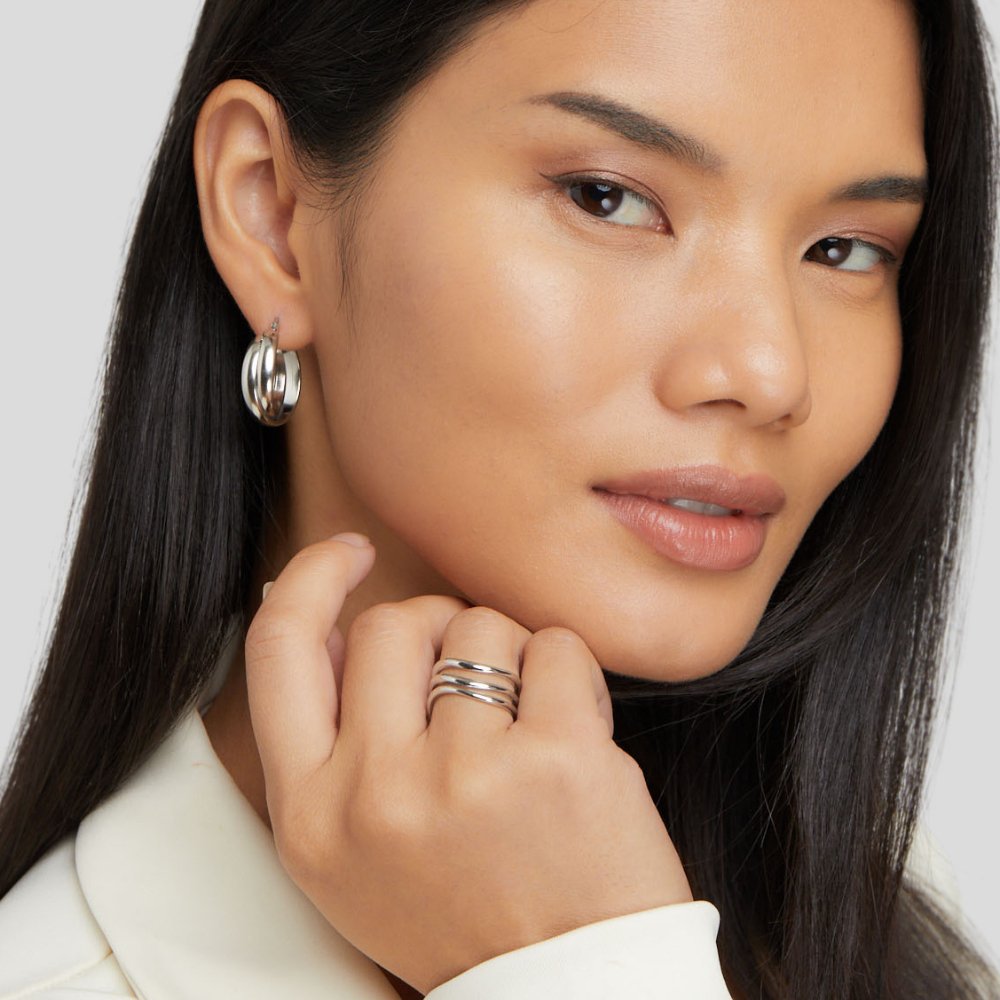 Multi-layered silver ring