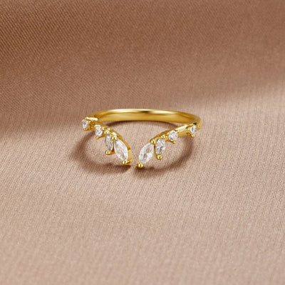 Frieden - Crystal Gold Wine Ring