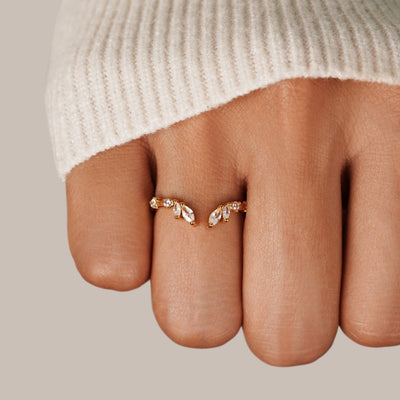 Frieden - Crystal Gold Wine Ring