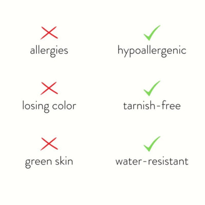 قلادة نيا شيك الذهبية