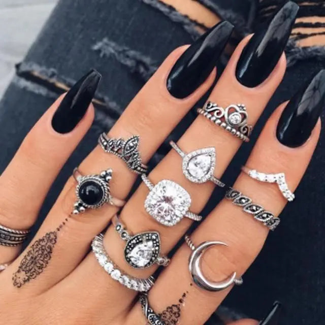 Unique package containing 8 to 12 rings