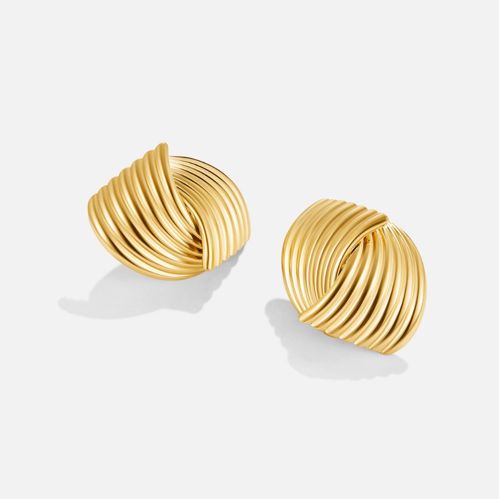 Vana Lux gold earrings